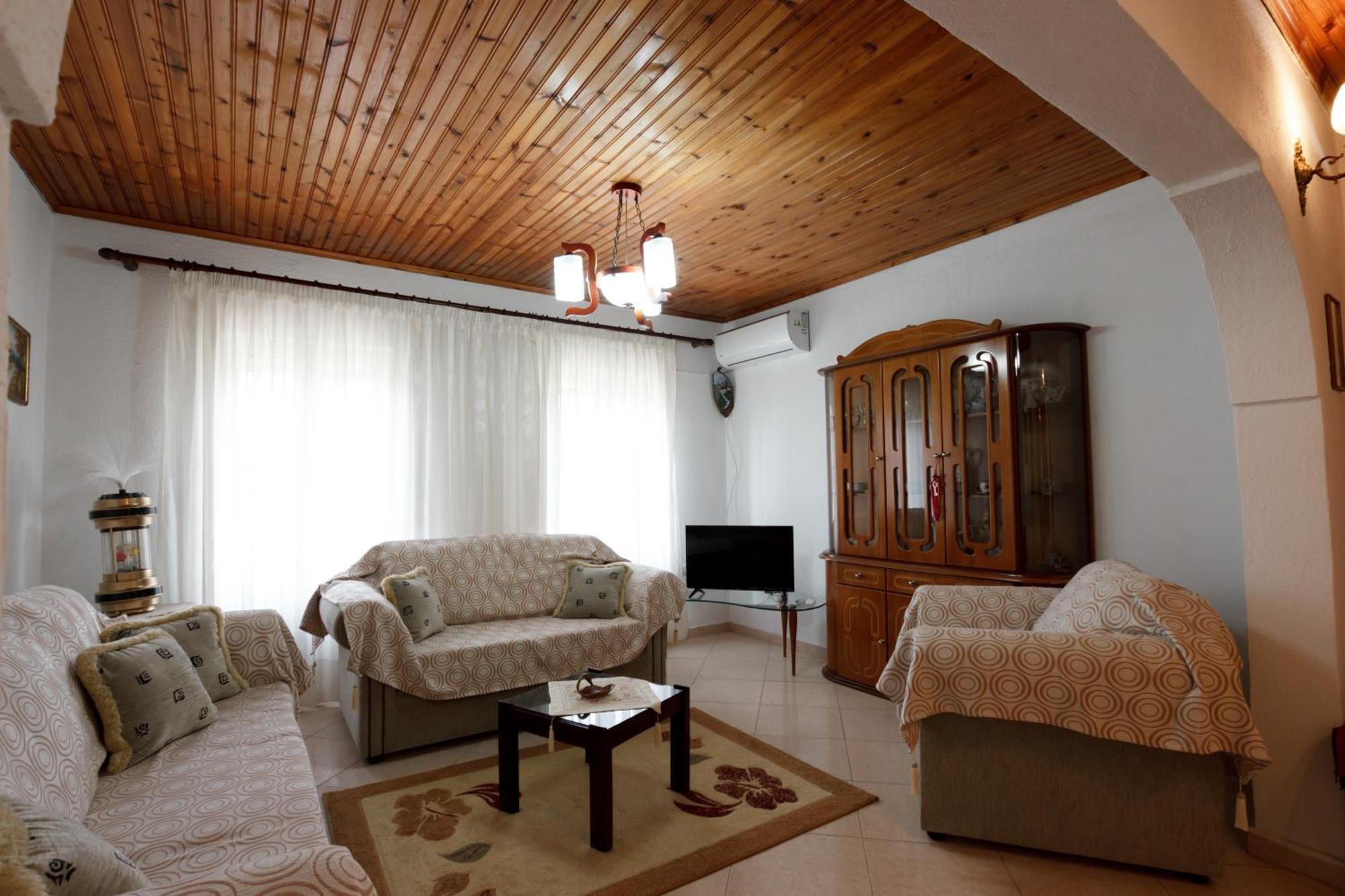 Feriehus Te Bregu Gjirokastër