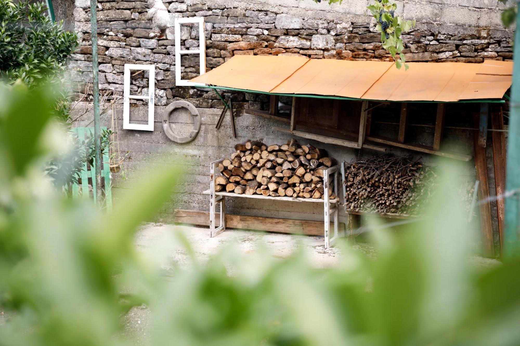 Te Bregu * Gjirokastër